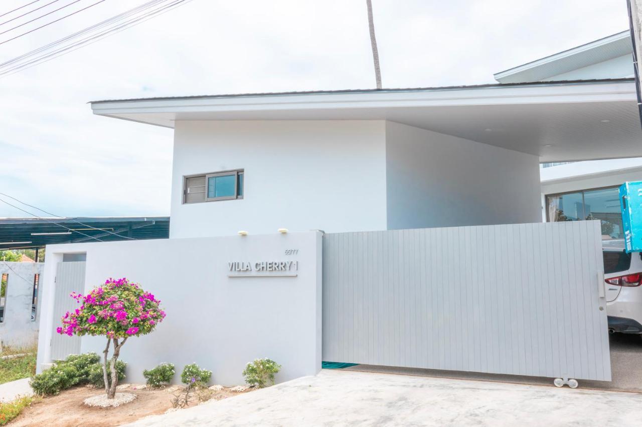 Acomodação com café da manhã  Cherry Guestroom Koh Samui : Salty Pool, Daily Cleaning, Netflix And Breakfast
