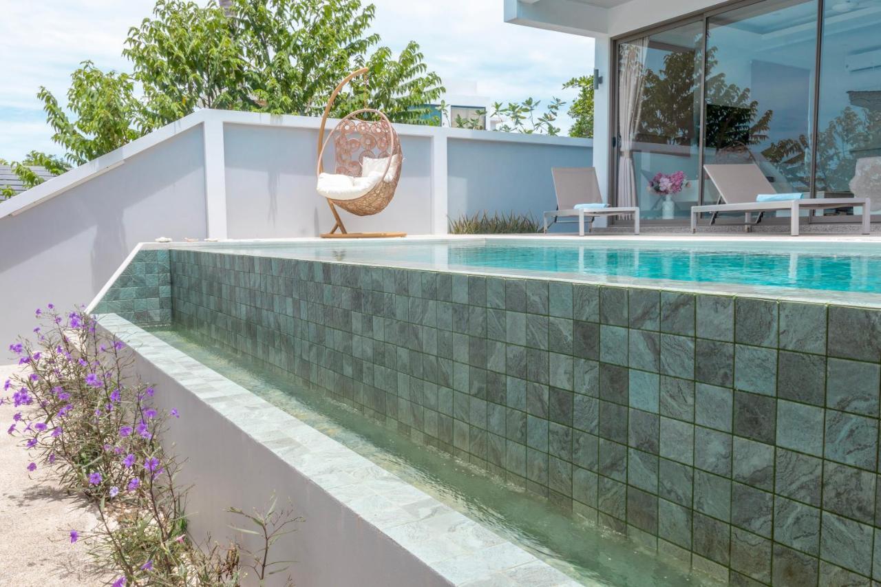 Acomodação com café da manhã  Cherry Guestroom Koh Samui : Salty Pool, Daily Cleaning, Netflix And Breakfast